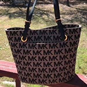 Michael Kors Authentic Tote Purse